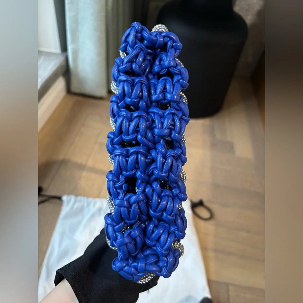 Yuzefi Woven Crystal Tote Bag - Picture 13 of 16